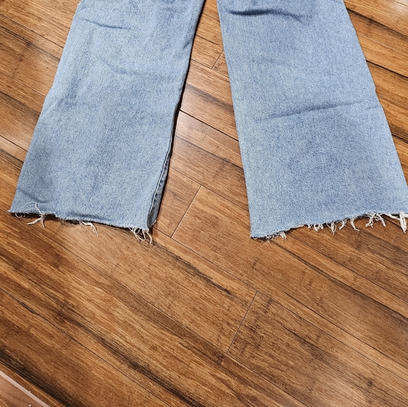 Forever 21 Premium Ultra Wide Leg Distressed High Rise Button Fly Jeans … - Picture 12 of 12